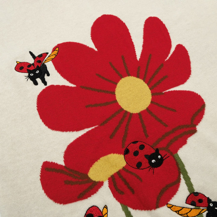 Dam T-shirt med 60-tals folkart, broderad katt och larv, kort ärm
