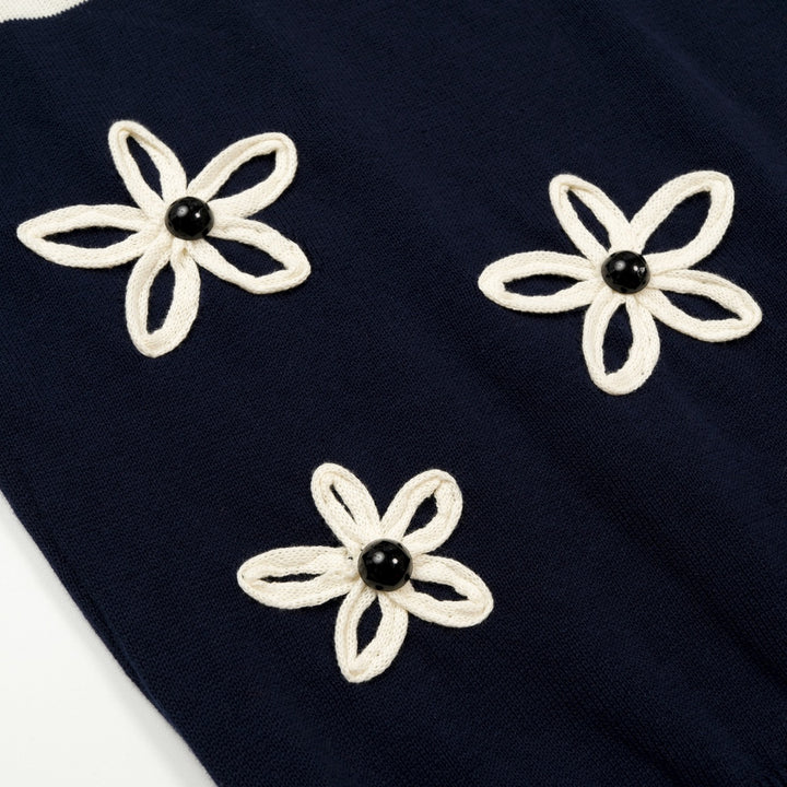 Dam T-shirt i fransk marin stil med blombroderi och kort ärm