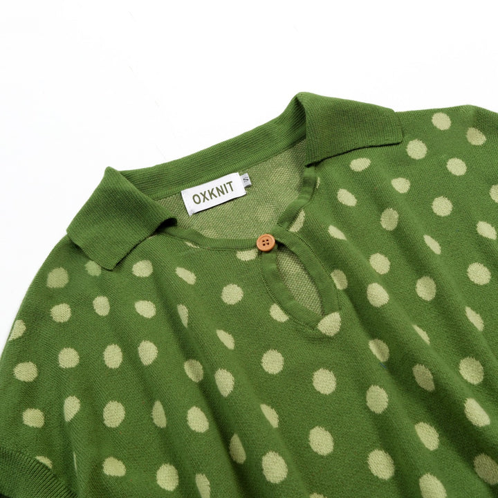 Maglietta da donna verde vintage a pois jacquard con maniche dolman