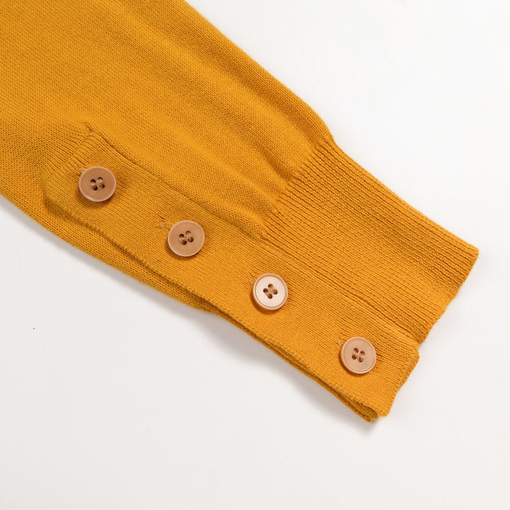 Suéter de punto jacquard vintage mostaza para mujer con arte folclórico, flores y pájaros