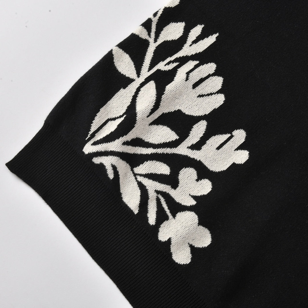 Women's Vintage Black Floral Classic Art Jacquard Knitwear