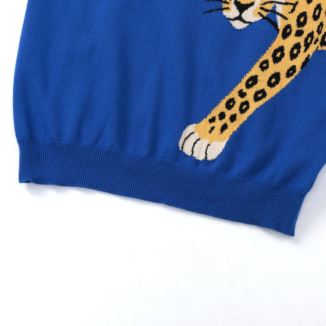 Women's Blue Vintage Wild Animal Jacquard Crew Neck Knit Sweater