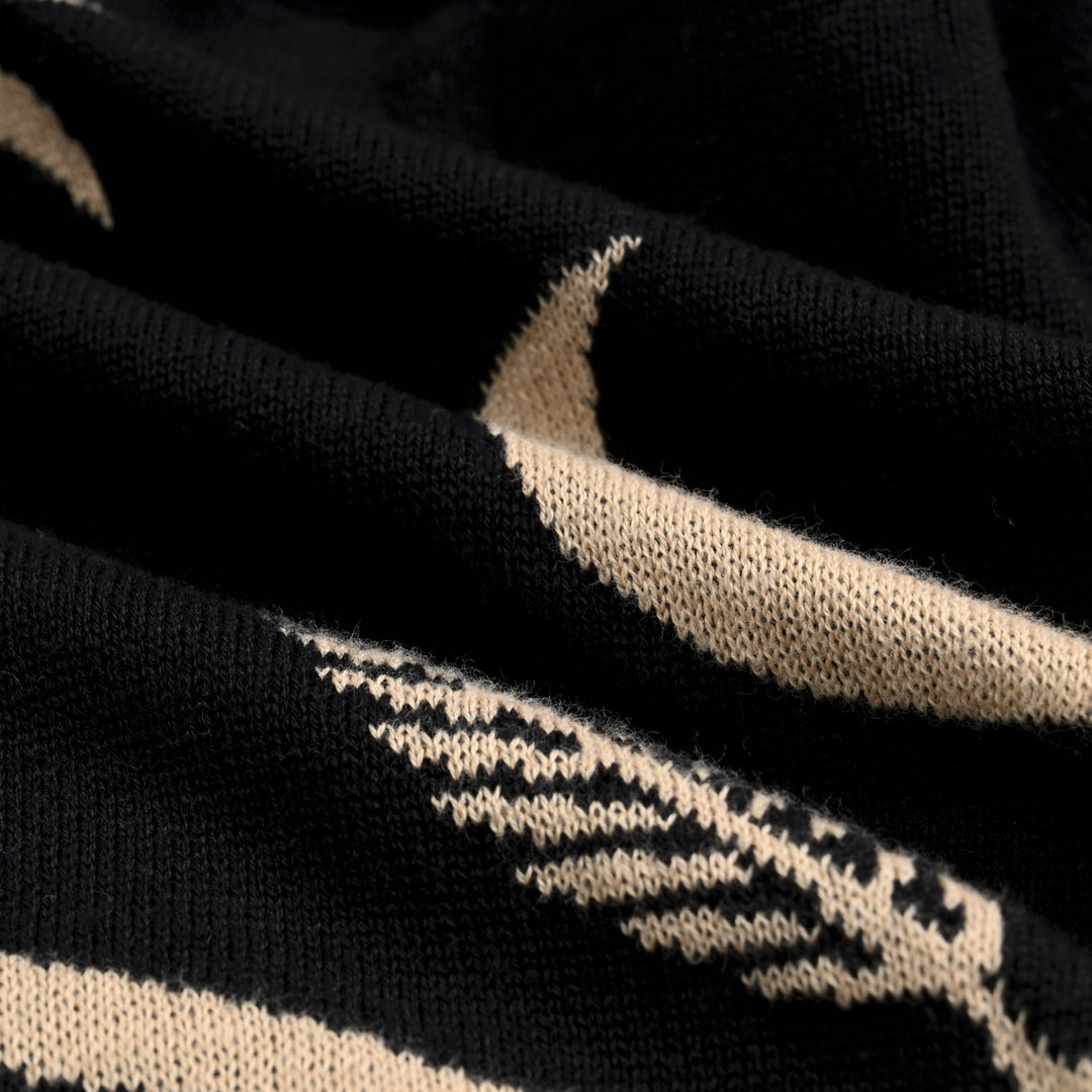 Cardigan de Malha Feminino Gótico Escuro Místico com Jacquard de Borboleta e Decote em V