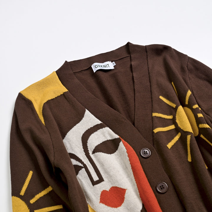 Cardigan en maille à portrait artistique des années 70 pour femme - Longueur courte