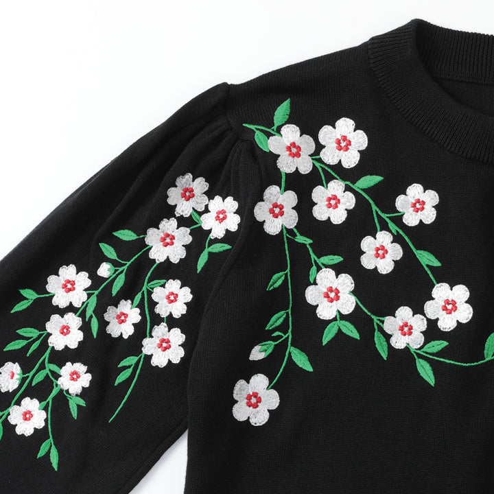 Women's Black Vintage Floral Embroidery Art Knitwear