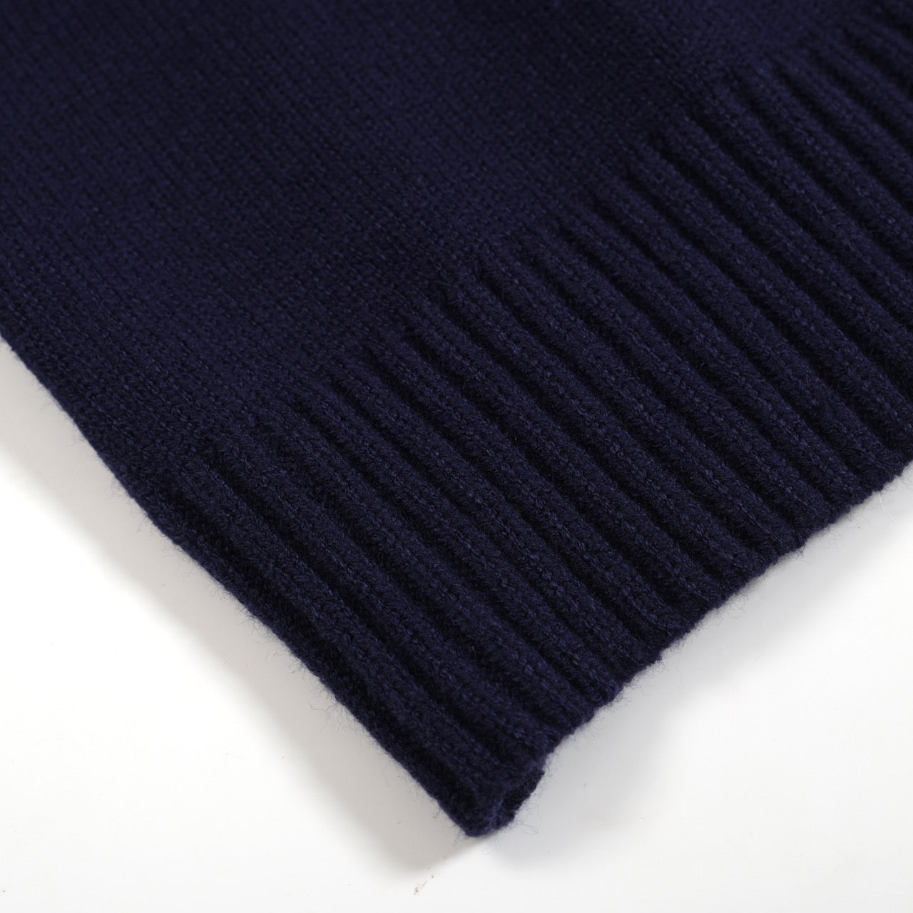 Men's Navy Blue Knitted Sweater With Chest Stripe Design