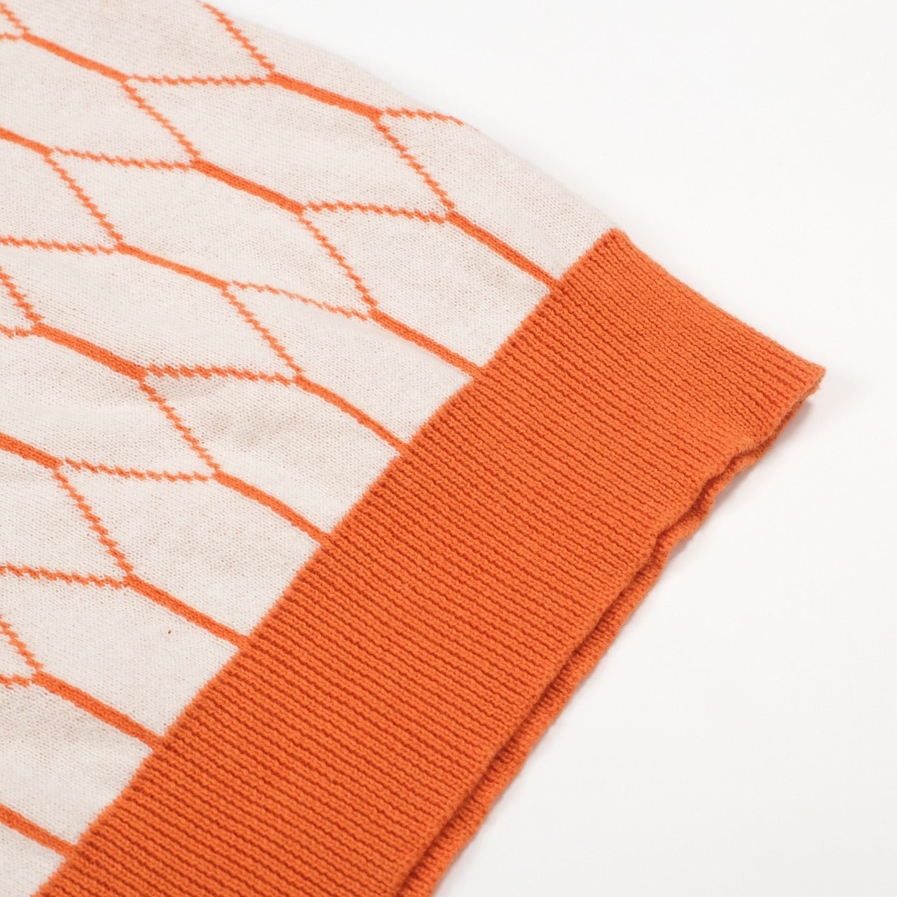 Men's Orange Knitted Wear With Geometric Pattern Long Sleeves Knit Fashion