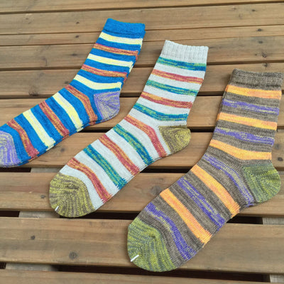 Χοντρό νήμα Χρώμα ρίγες Ανδρικές κάλτσες στο μέσο της γάμπας Βαμβακερές κάλτσες Retro casual βαμβακερές κάλτσες